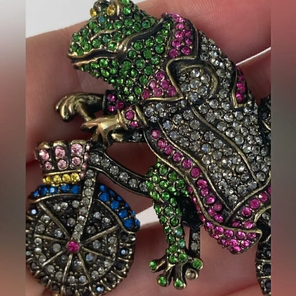 Brooch, frogs on bicycle, Swarovski Crystals Rhinestone